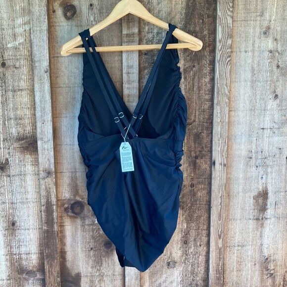 YOU DI AN
One Piece Swimsuit Tummy Control Bathing Suit  Crisscross - Picture 5 of 9